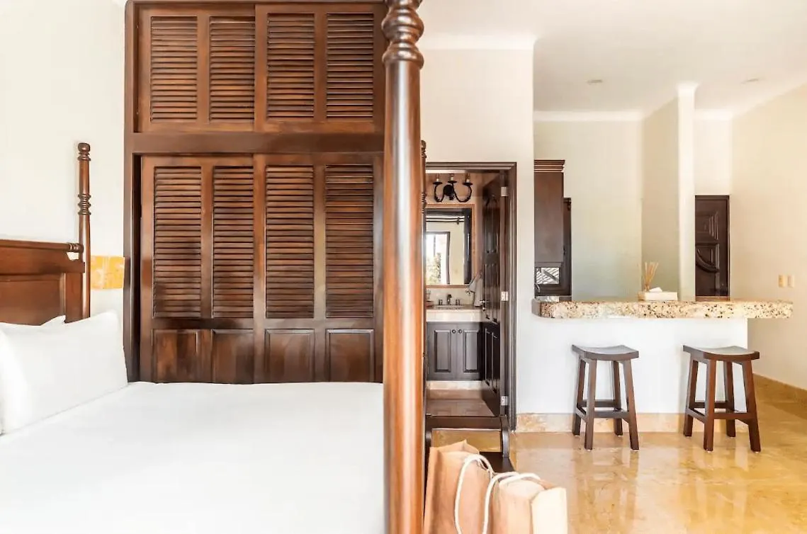 Beachfront Hacienda Soliman Bay By Tripintravel Tulum